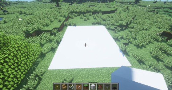 白色混凝土铺设地基